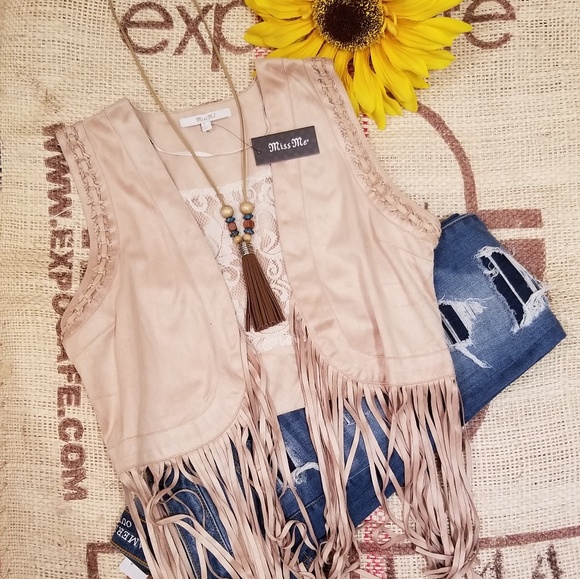 🦋SWEET BOHO🦋S,M,L🦋 ALL SEASON SHORT FRINGE VEST - Picture 2 of 8